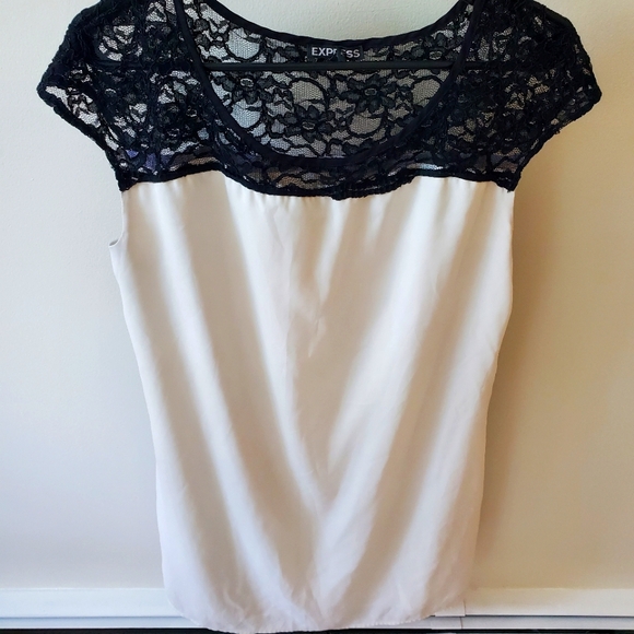 Express Dresses & Skirts - Express lacy black scoop neck dress. Size medium
